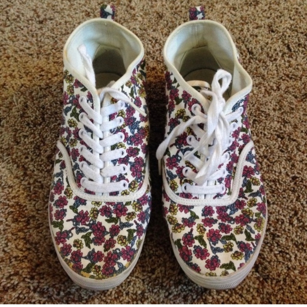 ISO: Floral canvas H&M mid top sneakers (mid 2000s)